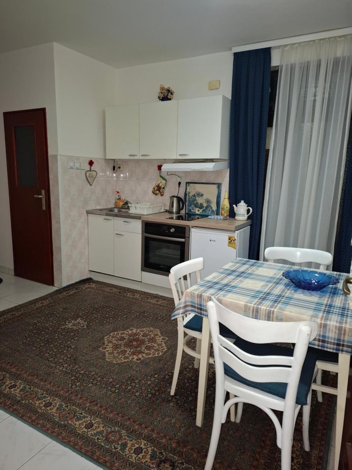 Nela Apartmani Ni Εξωτερικό φωτογραφία